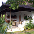  Villa Kompiang - Bougainvillie Bungalow 