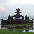  Pura Ulun Danu Tempel am Bratan See 